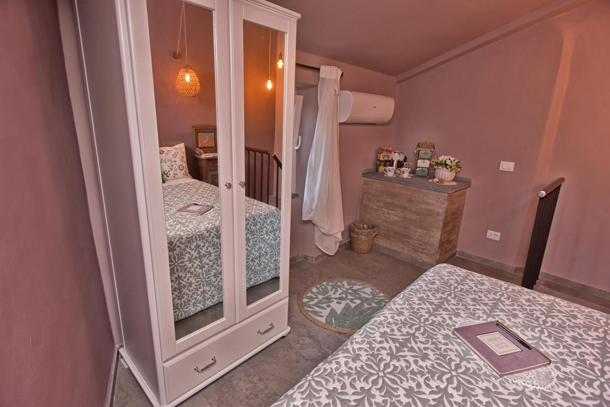 Casa Vacanze Tra I Monti E San Martino Biassa Kültér fotó