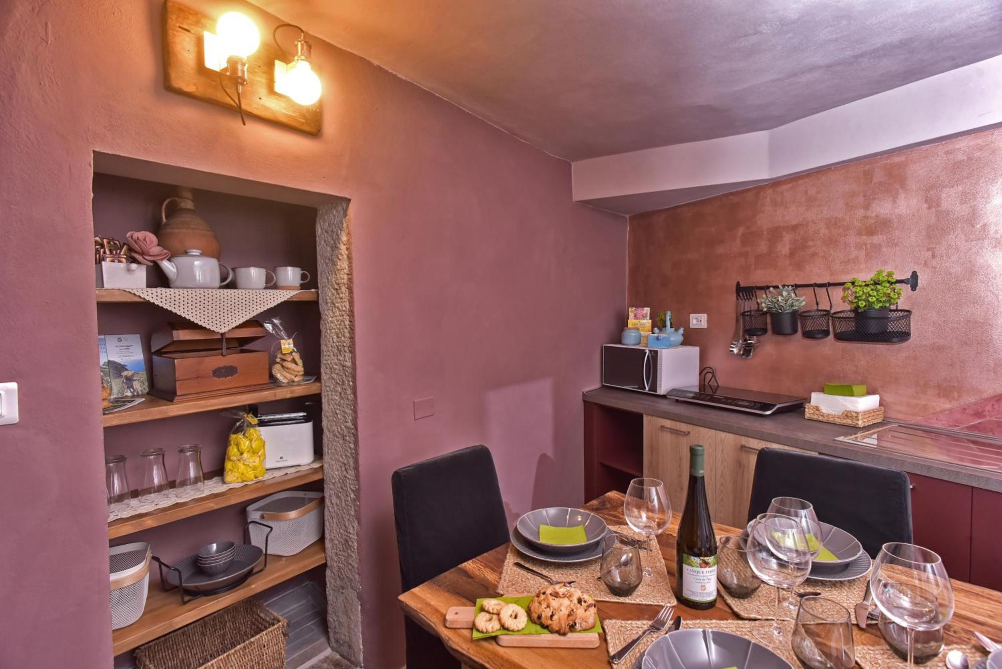 Casa Vacanze Tra I Monti E San Martino Biassa Kültér fotó